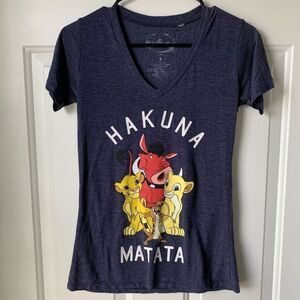 Disney Womens Blue Lion King Hakuna Graphic Short Sleeve Tshirt Small